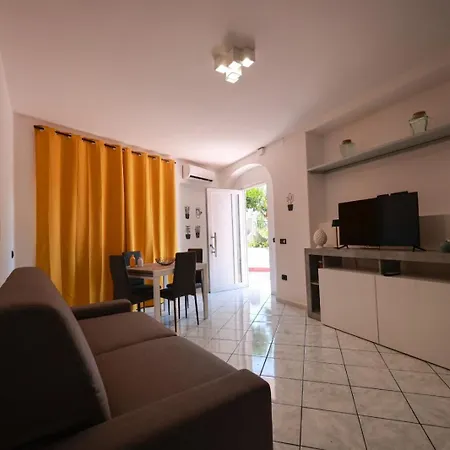 Holiday home Lantana *